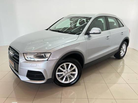 AUDI Q3 1.4 TFSI AMBIENTE FLEX 4P S TRONIC